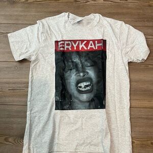 Erykah Graphic Light Gray T-Shirt